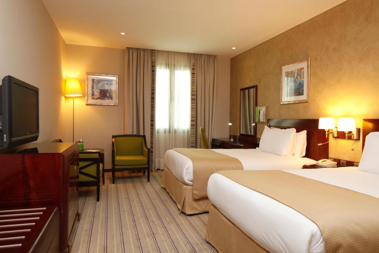Holiday Inn Olaya By Ihg Riyadh Ngoại thất bức ảnh