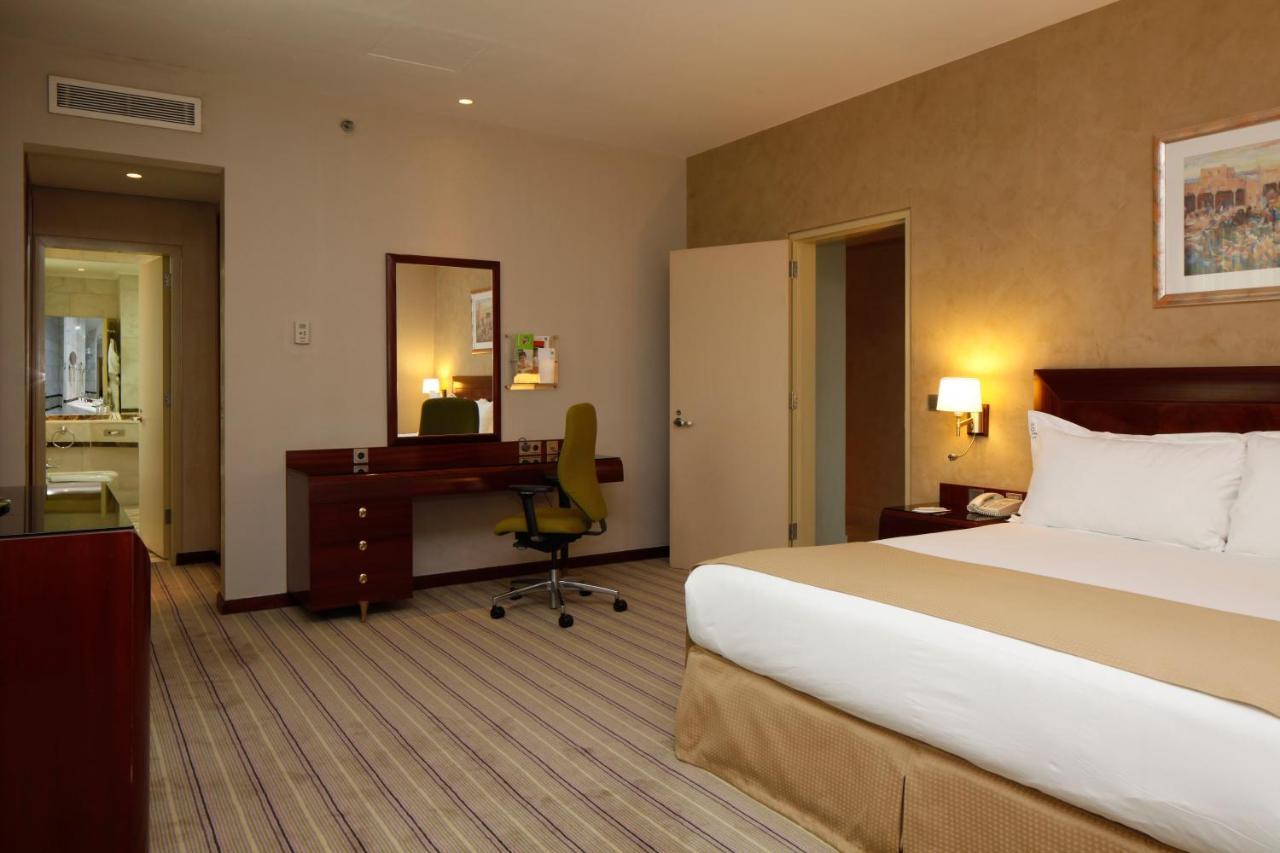 Holiday Inn Olaya By Ihg Riyadh Ngoại thất bức ảnh