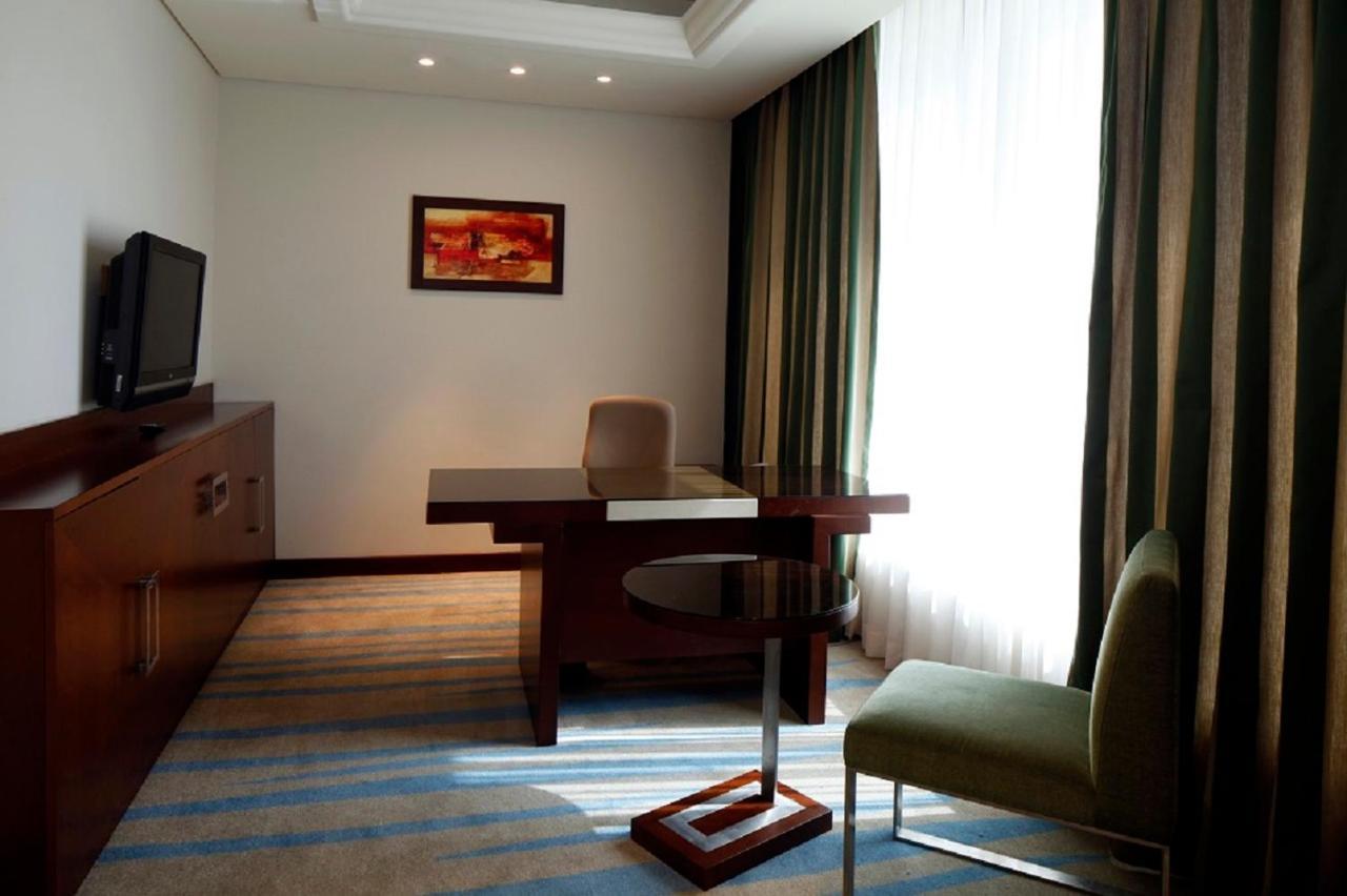 Holiday Inn Olaya By Ihg Riyadh Ngoại thất bức ảnh
