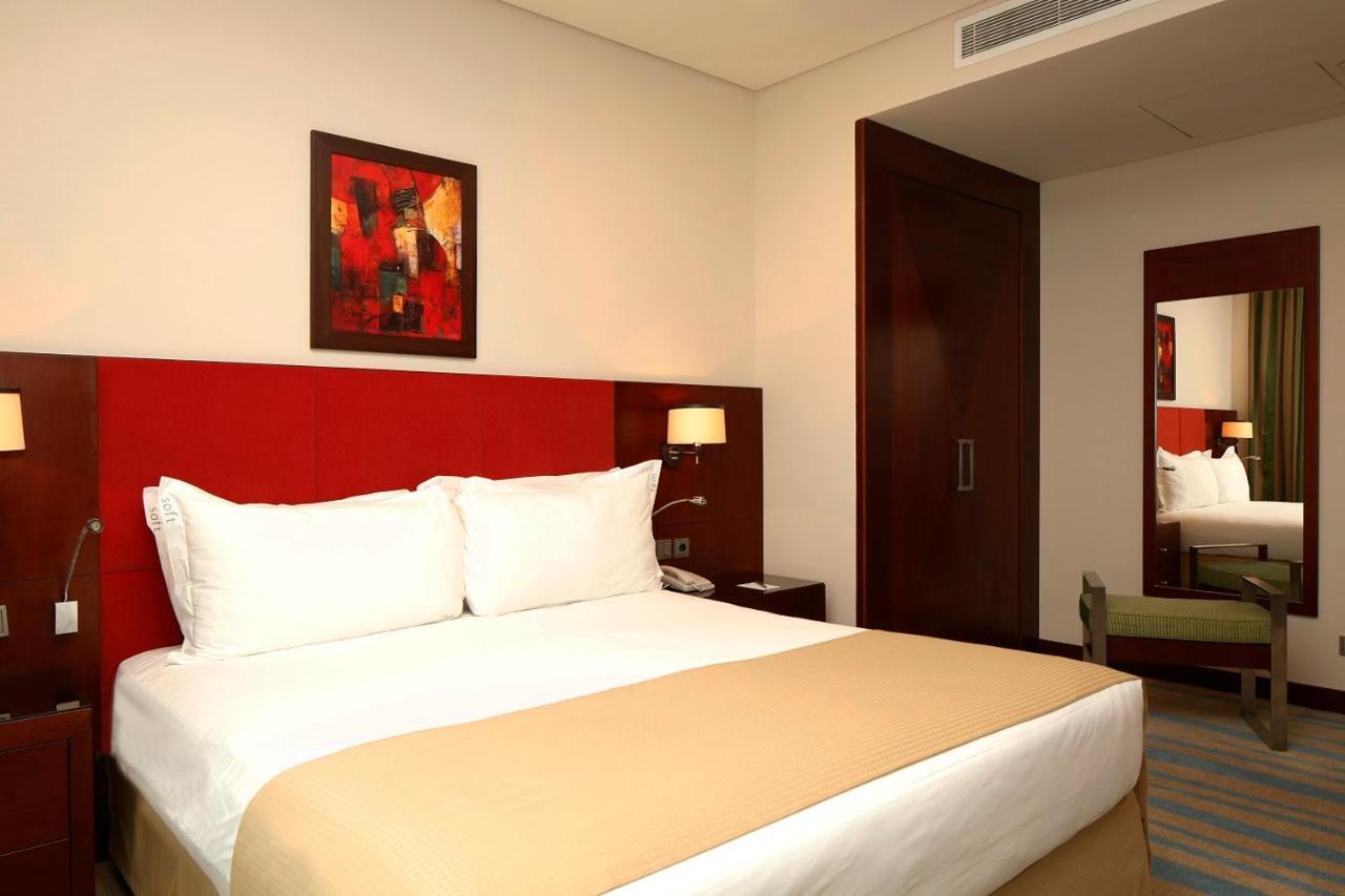 Holiday Inn Olaya By Ihg Riyadh Ngoại thất bức ảnh