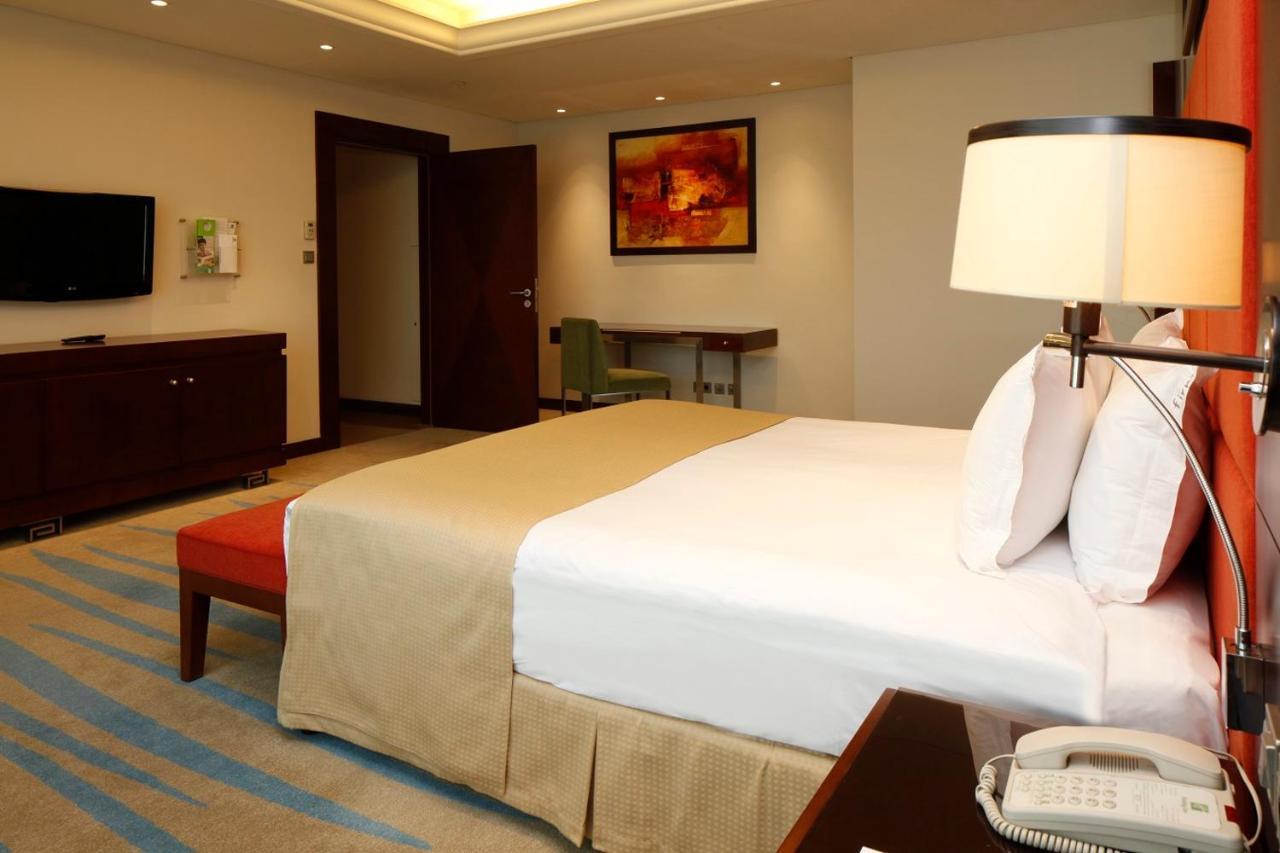 Holiday Inn Olaya By Ihg Riyadh Ngoại thất bức ảnh