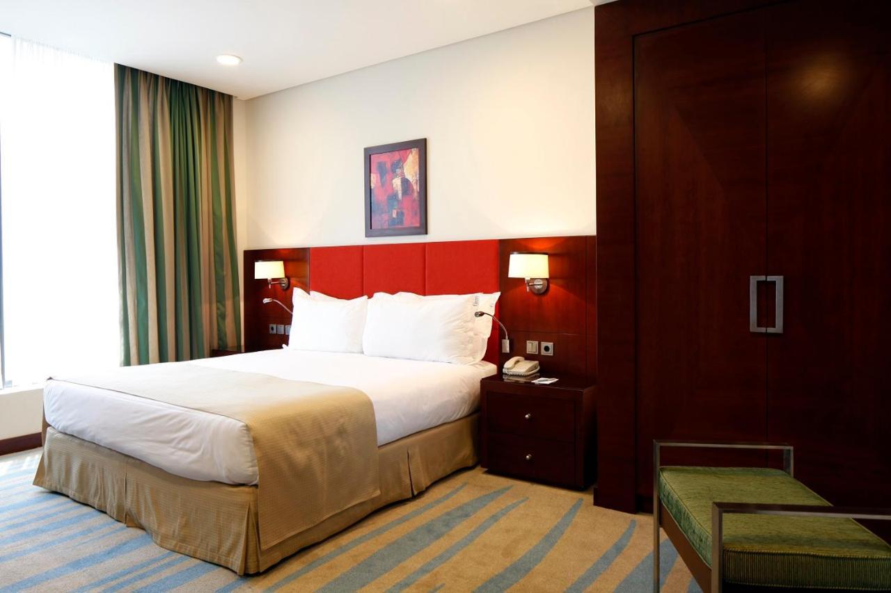 Holiday Inn Olaya By Ihg Riyadh Ngoại thất bức ảnh