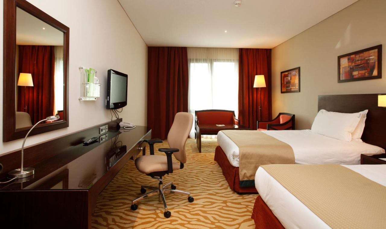 Holiday Inn Olaya By Ihg Riyadh Ngoại thất bức ảnh